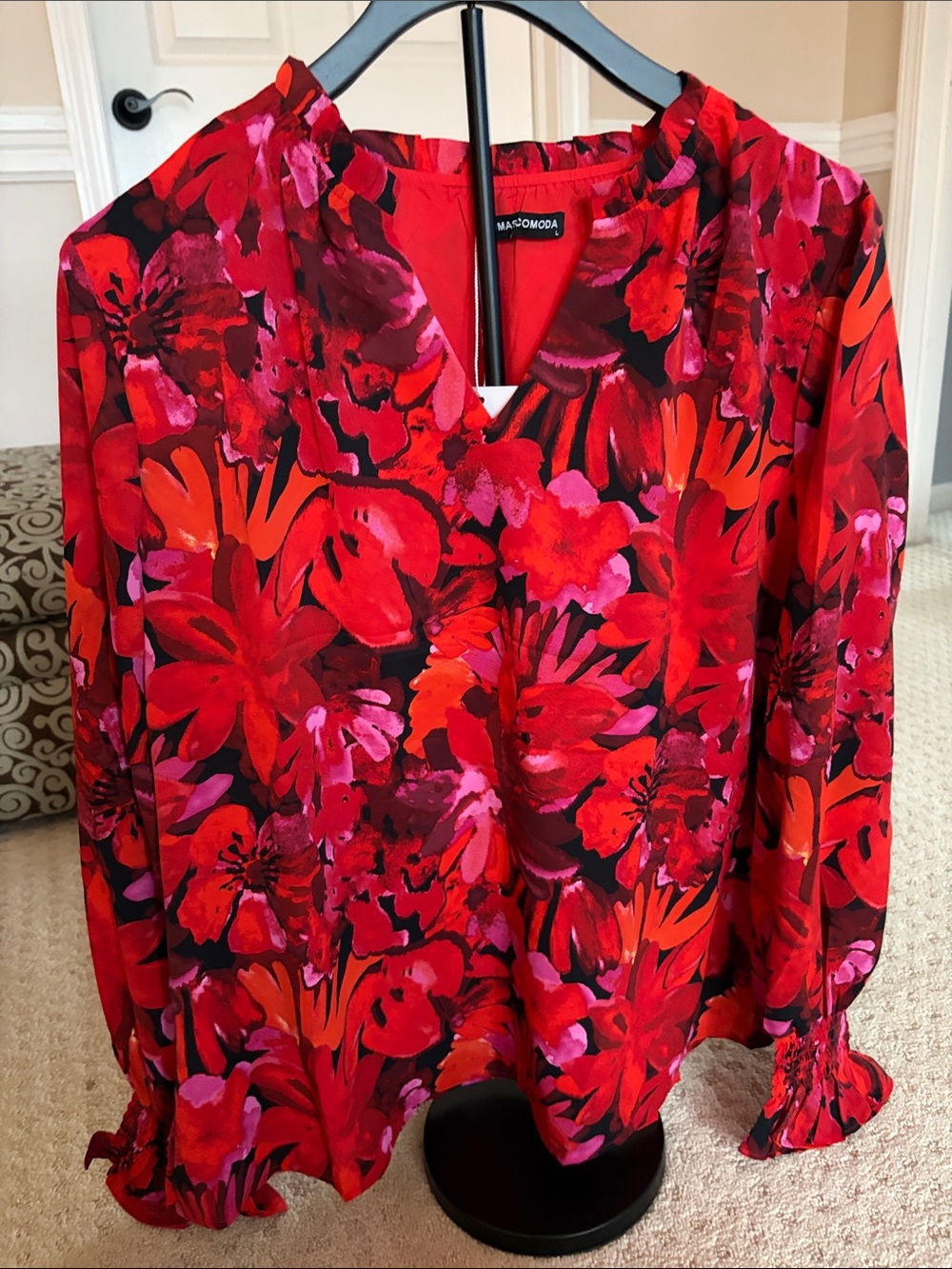 Red Floral V-Neck Long-Sleeve Blouse